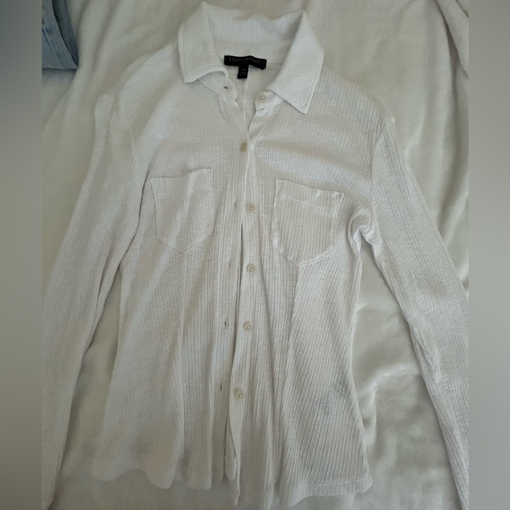 Banana Republic Textured White button down long sleeve Shirt